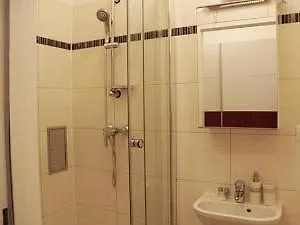 Checkvienna Apartment Romergasse